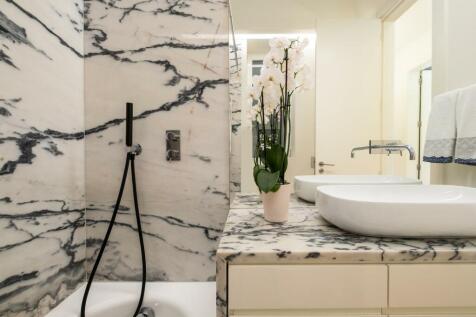 Elegant T2&#43;2 Flat, 40m2 Terrace, Liberdade, Lisbon