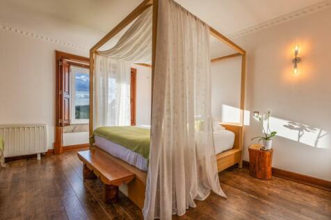 Majestic V6 Country Estate, Views &amp; Pool, Cadaval