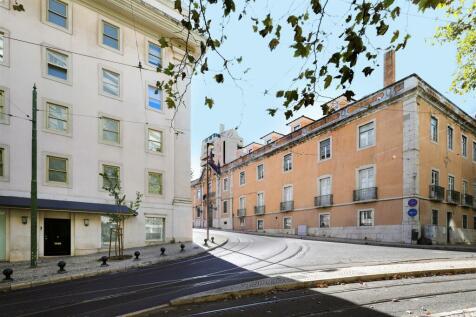 Elegant T4, Views, Garage &amp; Storage, Amoreiras