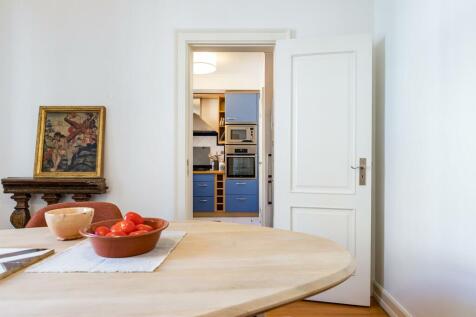 Elegant T4, Views, Garage &amp; Storage, Amoreiras