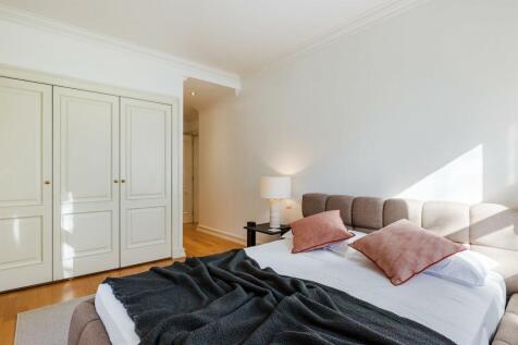 Elegant T4, Views, Garage &amp; Storage, Amoreiras