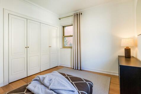 Elegant T4, Views, Garage &amp; Storage, Amoreiras