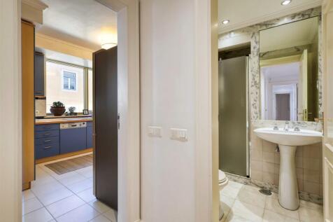 Elegant T4, Views, Garage &amp; Storage, Amoreiras
