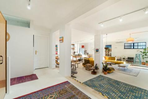 2-Bedroom Loft, Ocean Views, Garage, Algés, Oeiras