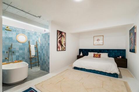 2-Bedroom Loft, Ocean Views, Garage, Algés, Oeiras