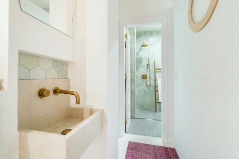 2-Bedroom Loft, Ocean Views, Garage, Algés, Oeiras