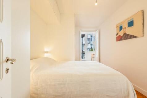 T3 Penthouse, Rooftop Terrace, Views, Lapa Estrela
