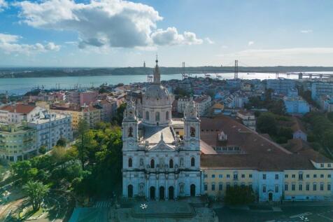T3 Penthouse, Rooftop Terrace, Views, Lapa Estrela