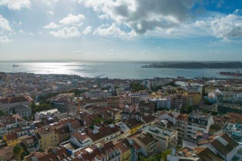 T3 Penthouse, Rooftop Terrace, Views, Lapa Estrela