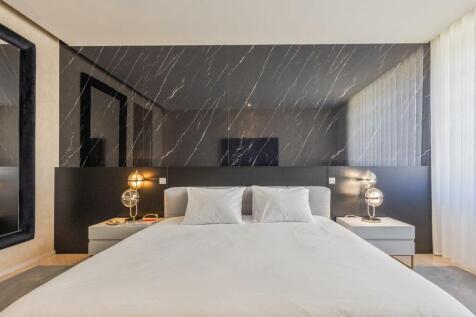 Luxury T2 Flat with Garage, Avenida da Liberdade