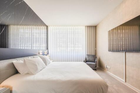 Luxury T2 Flat with Garage, Avenida da Liberdade