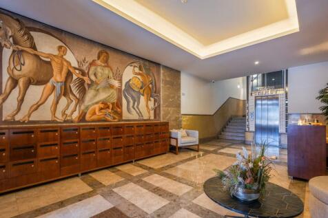 Luxury T2 Flat with Garage, Avenida da Liberdade