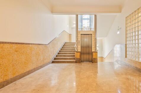 Luxury T2 Flat with Garage, Avenida da Liberdade