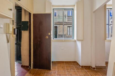 Vacant Building, Approved PIP, Jardim da Estrela