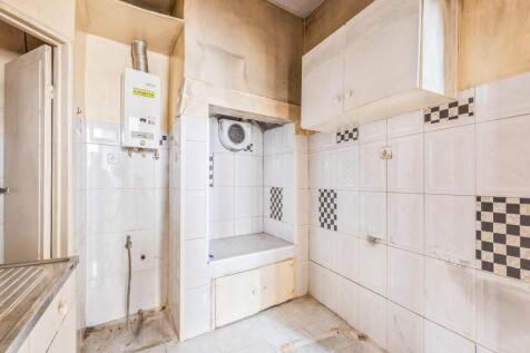 Vacant Building, Approved PIP, Jardim da Estrela