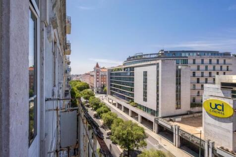 Spacious &amp; Bright T9 Flat, Avenidas Novas, Lisbon