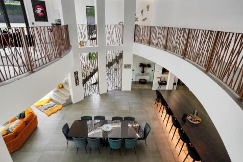 Property Image 28