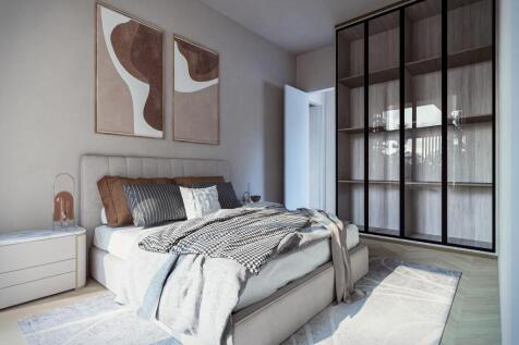 Modern 4-Bedroom Villa, Garden & Pool, Aroeira