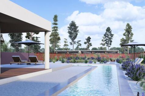 Modern 4-Bedroom Villa, Garden & Pool, Aroeira