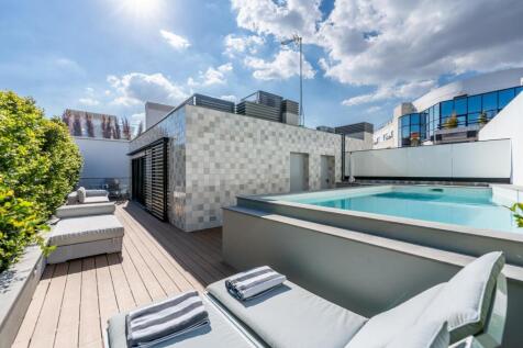 Triplex with 4 Bedrooms in Lisbon