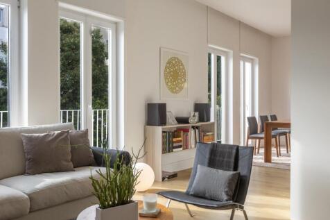 Bright &amp; Elegant T2 Flat, Terrace &amp; Views, Lapa