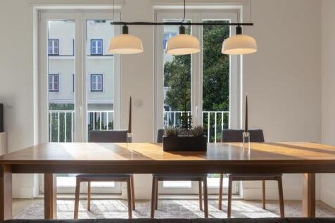 Bright &amp; Elegant T2 Flat, Terrace &amp; Views, Lapa