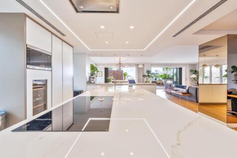 T5 Lisbon, Campo Ourique