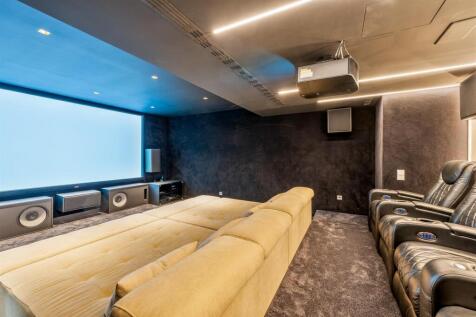 T5 Lisbon, Campo Ourique