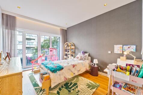 T5 Lisbon, Campo Ourique