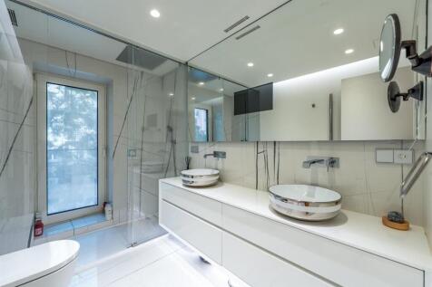 T5 Lisbon, Campo Ourique