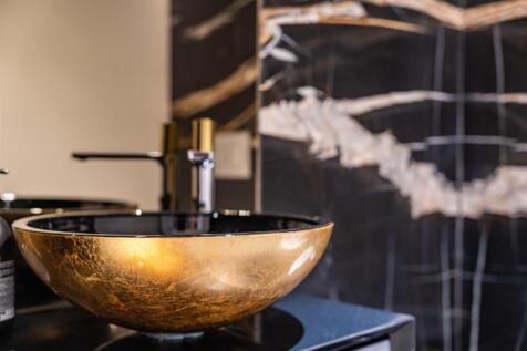 T5 Lisbon, Campo Ourique