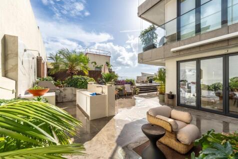 T5 Lisbon, Campo Ourique