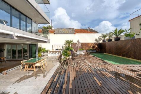 T5 Lisbon, Campo Ourique