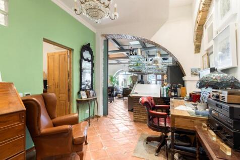 Property Image 16