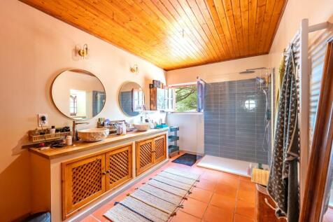 Property Image 79