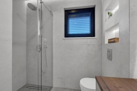 Property Image 94