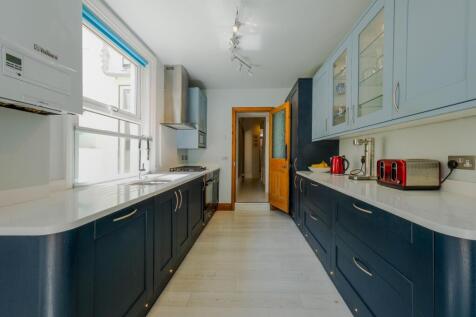 Property Image 9