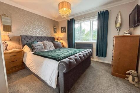 Master Bed