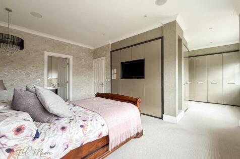 Master Bed