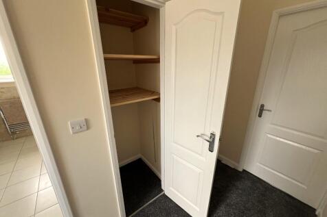 Airing cupboard