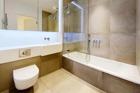 Pearl-House-Bathroom.jpg