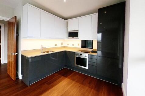 Greenview-Court-Kitchen.jpg