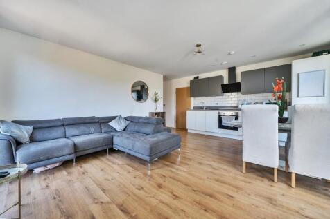 Reception/Kitchen