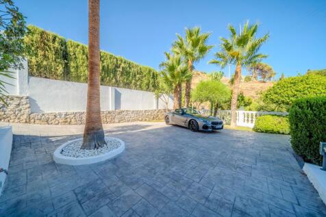Property Image 32