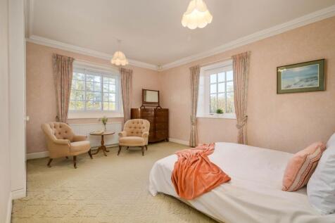 Principal bedroom 