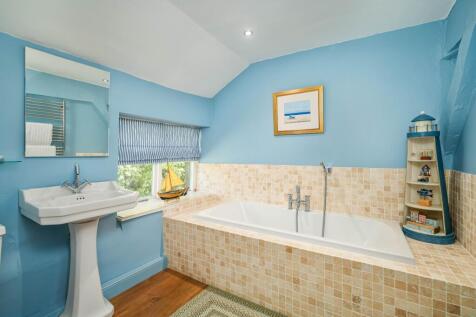 Main family bathroom