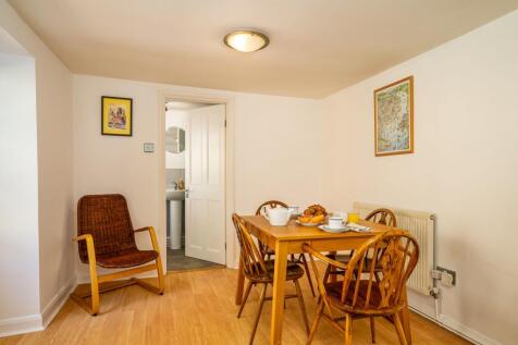 Breakfast room