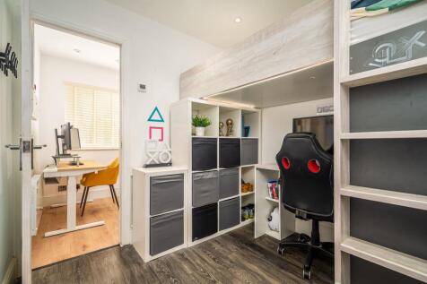 Playroom / store