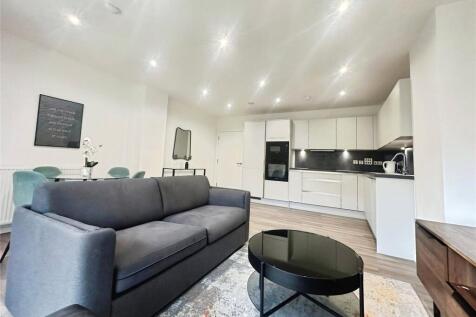 Reception/Kitchen