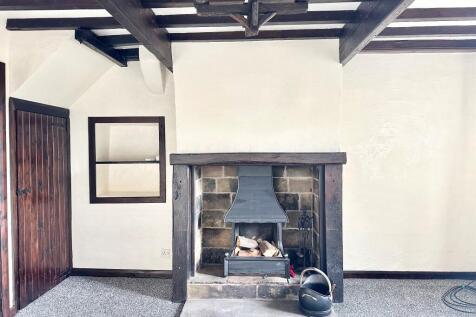 Photograph 3
